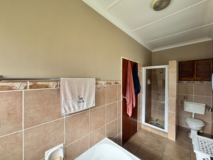 3 Bedroom Property for Sale in La Hoff North West